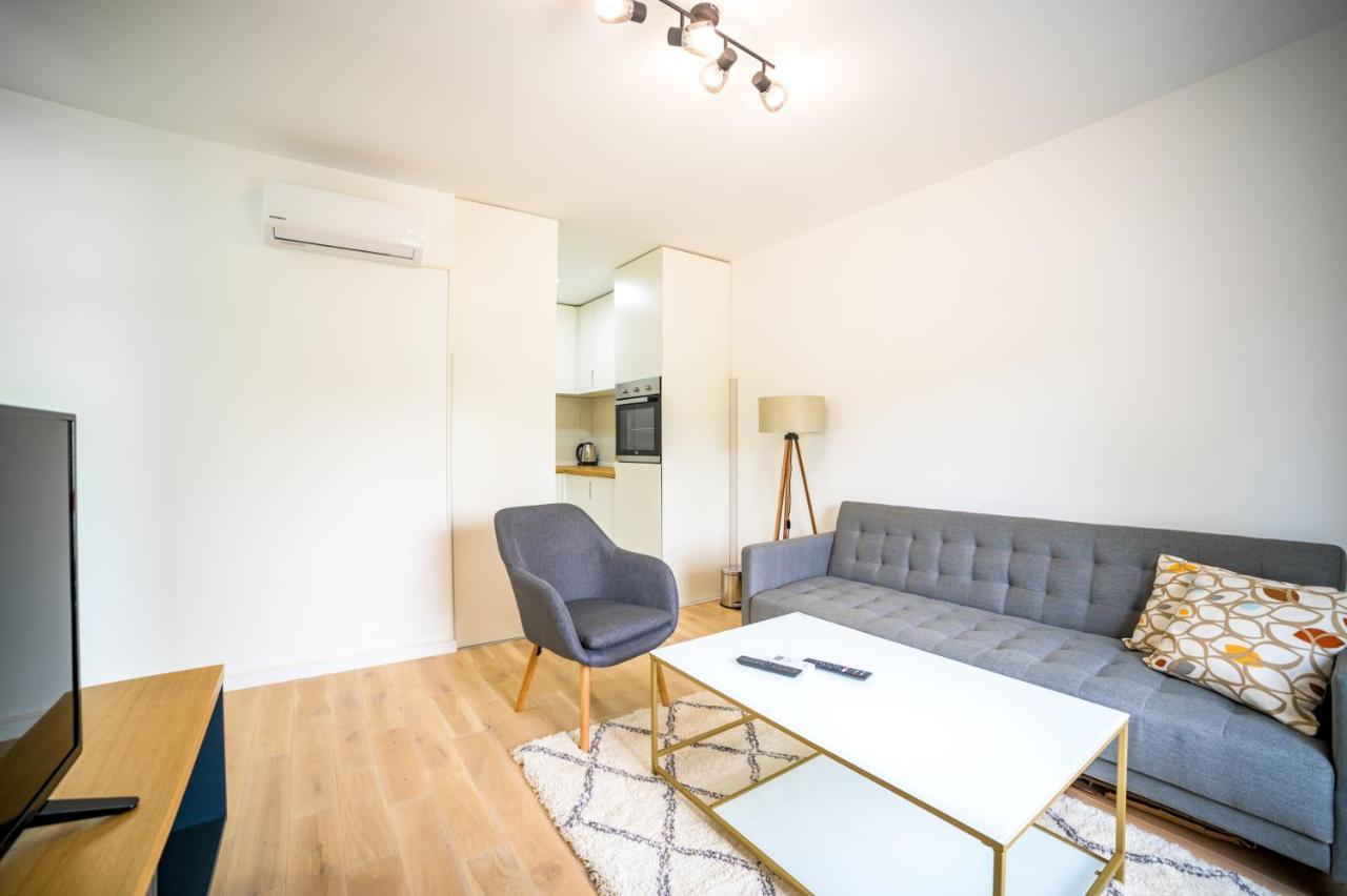 Sun Square Apartments 투즐라 외부 사진
