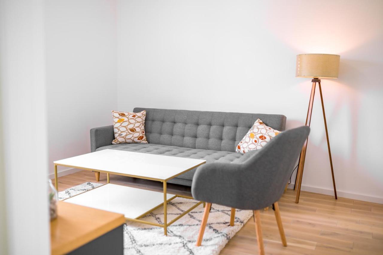Sun Square Apartments 투즐라 외부 사진