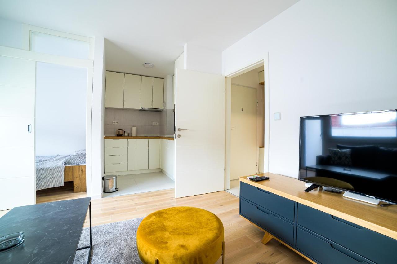 Sun Square Apartments 투즐라 외부 사진