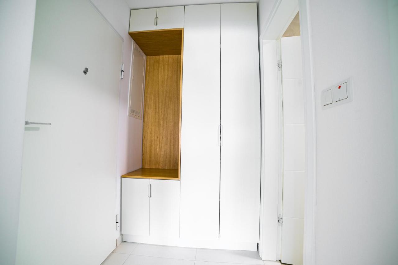 Sun Square Apartments 투즐라 외부 사진