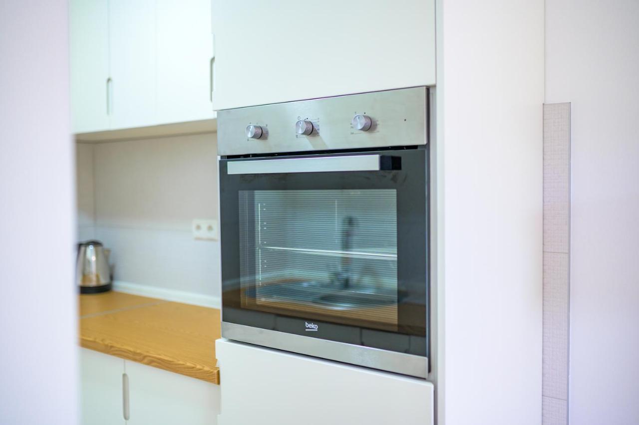 Sun Square Apartments 투즐라 외부 사진