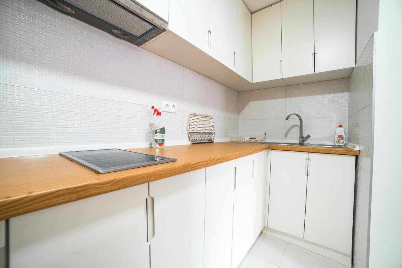 Sun Square Apartments 투즐라 외부 사진
